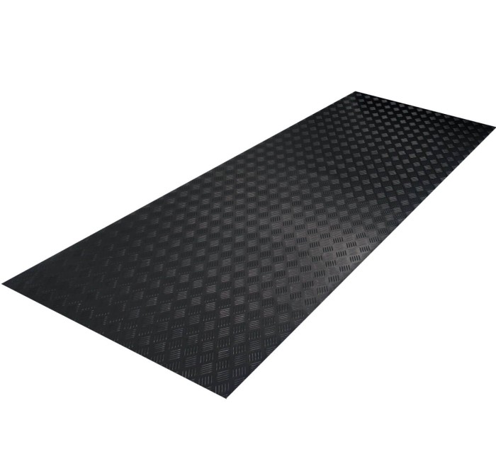 guma_na_metry_kratka_1.jpg